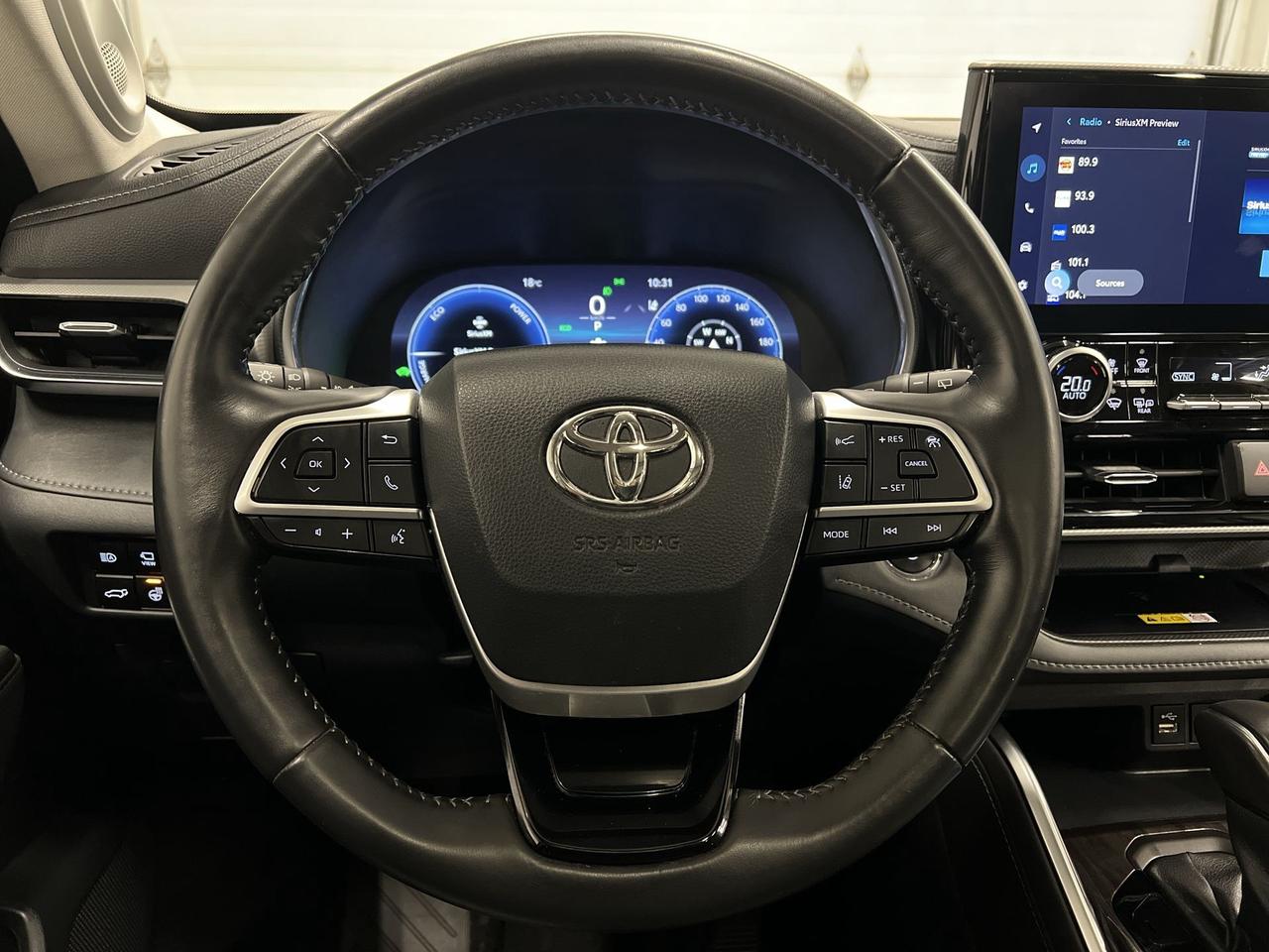 2023 Toyota Highlander HYBRID >>JUST SOLD Photo