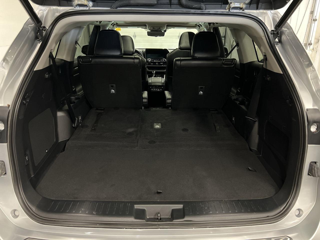 2023 Toyota Highlander HYBRID >>JUST SOLD Photo