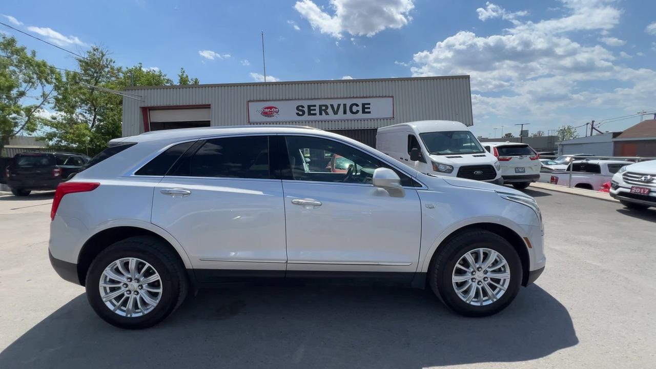 2019 Cadillac XT5 AWD | HTD LEATHER |CARPLAY | ALLOYS | REMOTE START Photo