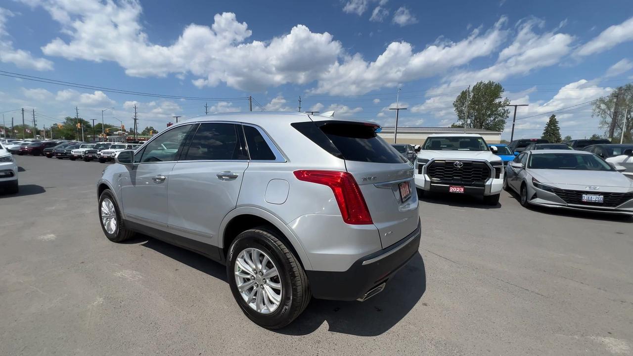 2019 Cadillac XT5 AWD | HTD LEATHER |CARPLAY | ALLOYS | REMOTE START Photo