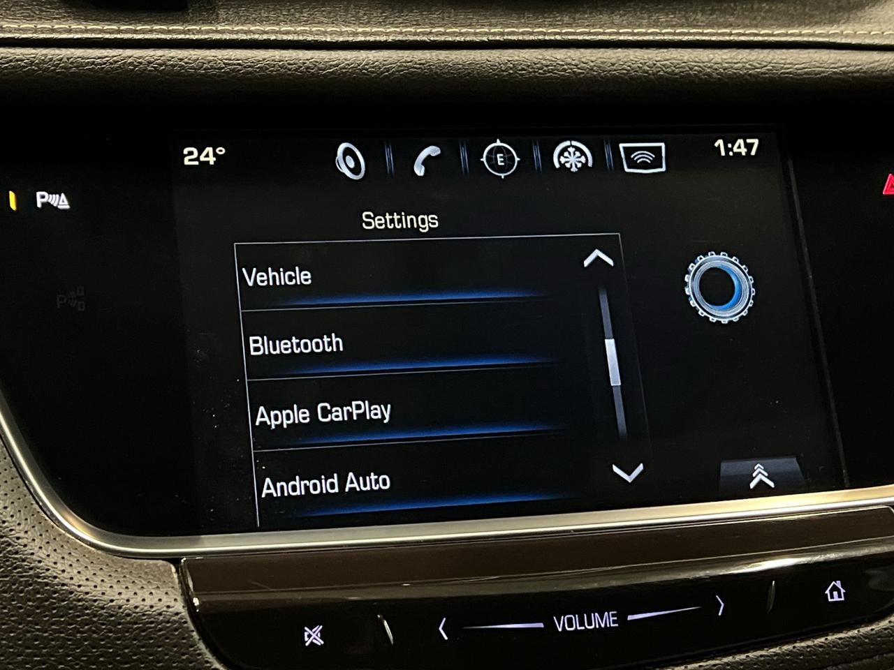 2019 Cadillac XT5 AWD | HTD LEATHER |CARPLAY | ALLOYS | REMOTE START Photo