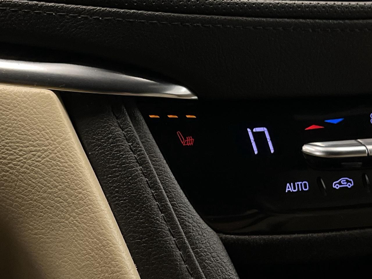 2019 Cadillac XT5 AWD | HTD LEATHER |CARPLAY | ALLOYS | REMOTE START Photo