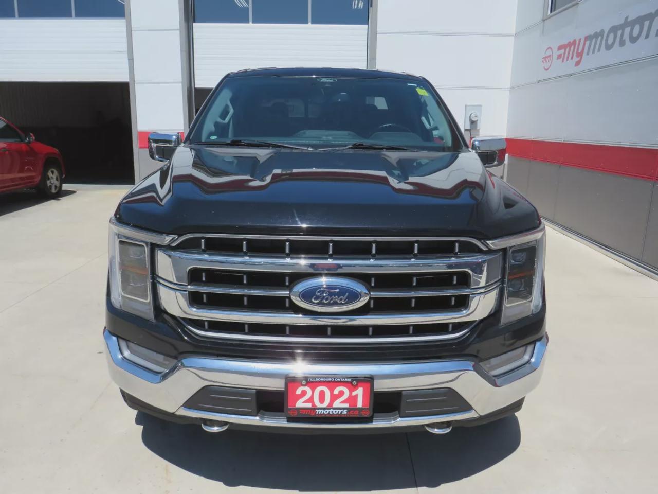 2021 Ford F-150 Lariat | Clean Carfax | 4WD | Tonneau Cover | Trailer Hitch | Leather | Power Seats | Navigation | Heated Seats | Photo