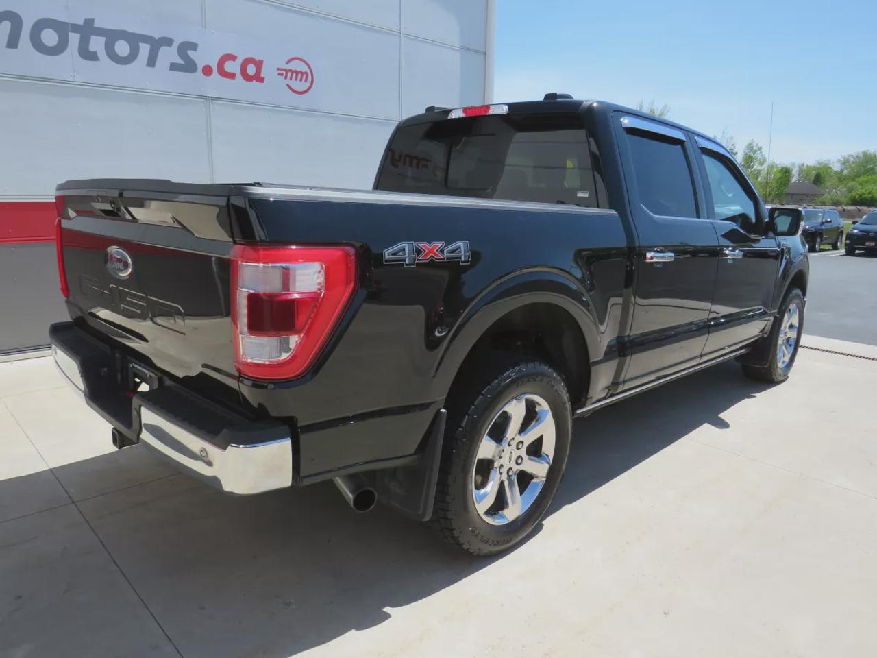 2021 Ford F-150 Lariat | Clean Carfax | 4WD | Tonneau Cover | Trailer Hitch | Leather | Power Seats | Navigation | Heated Seats | Photo