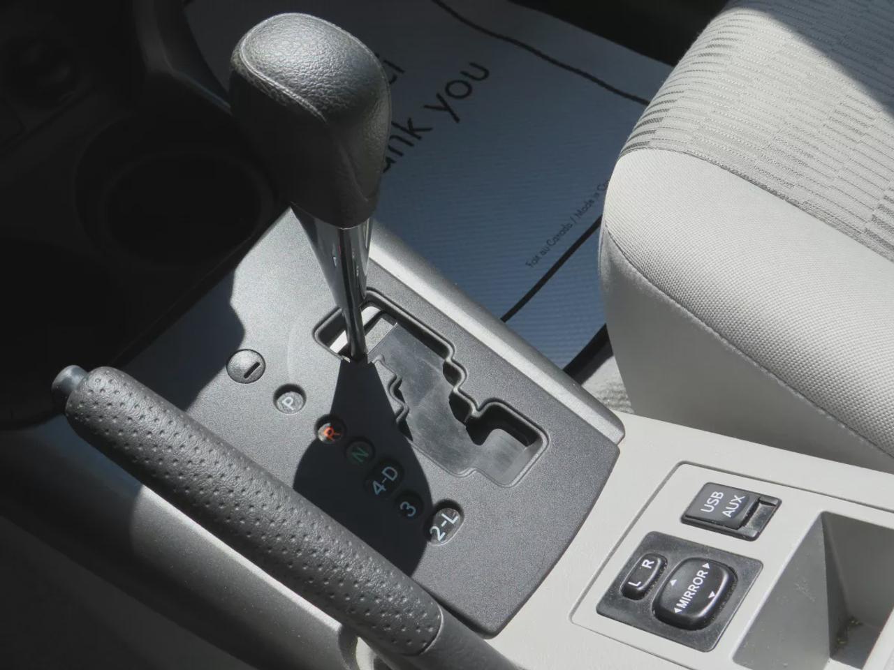 2012 Toyota RAV4 Base | LOW KM!! | Alloy Rims | Cruise Control | AC | CD Player | USB | AUX | Photo