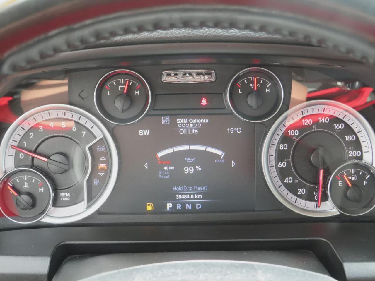 2021 RAM 1500 Classic EXPRESS Photo