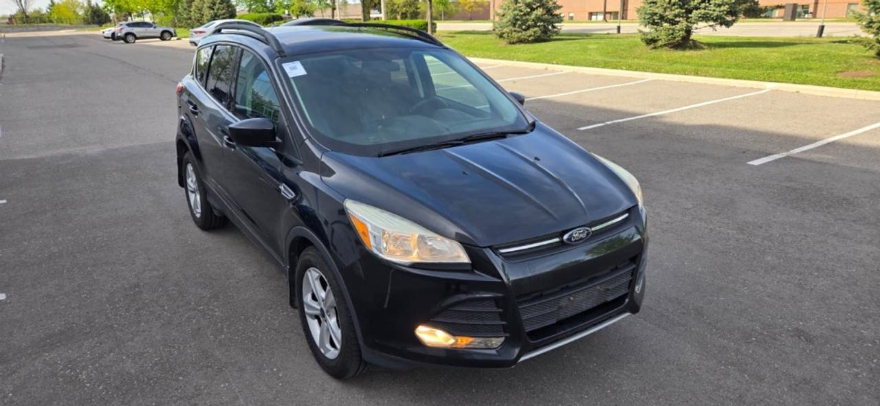 2014 Ford Escape SE 4dr Front-wheel Drive Automatic Photo