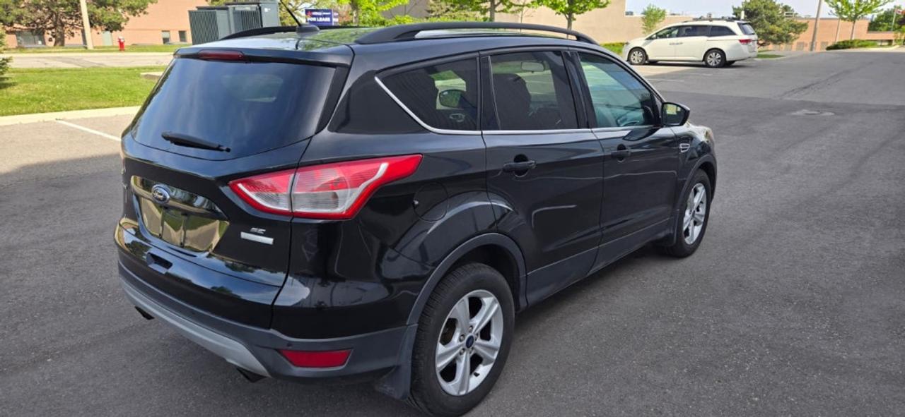 2014 Ford Escape SE 4dr Front-wheel Drive Automatic Photo