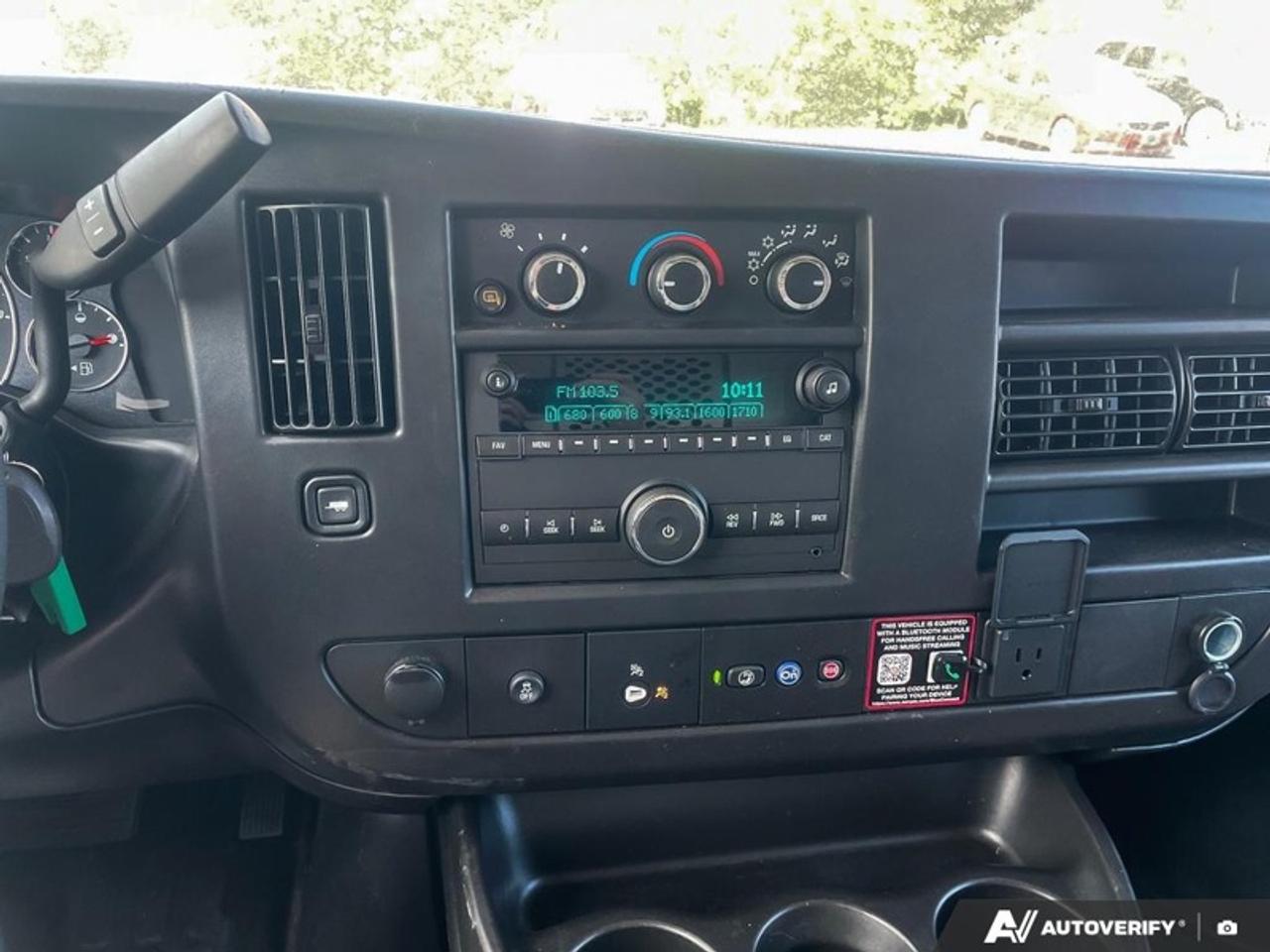 2025 Chevrolet Express Cargo Van 2500 135  EXPRESS, 135" 4.3 V6 Photo