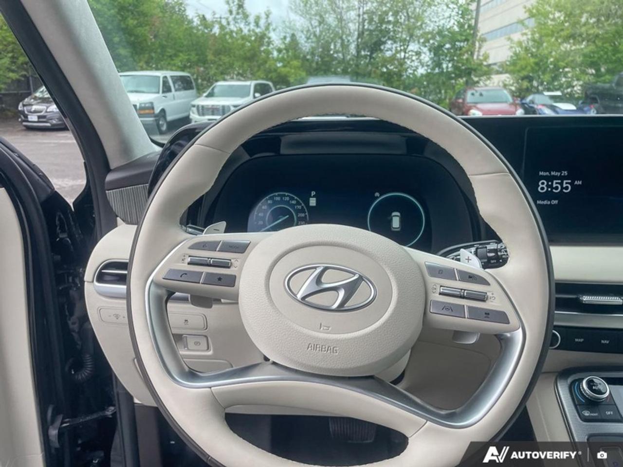 2023 Hyundai PALISADE Ultimate Calligraphy w/Beige 7-Passenger  ULTIMATE CALLIGRAPHY W/BEIGE INTERIOR Photo