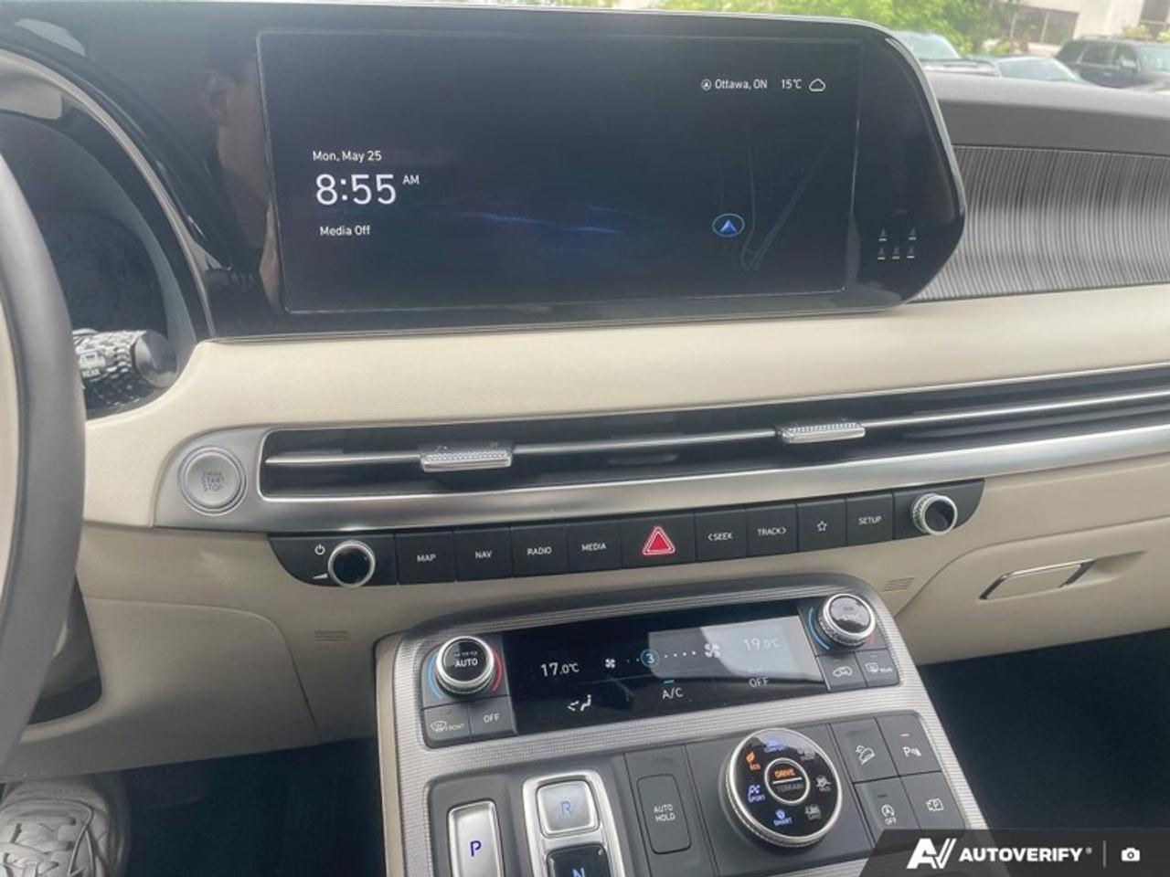 2023 Hyundai PALISADE Ultimate Calligraphy w/Beige 7-Passenger  ULTIMATE CALLIGRAPHY W/BEIGE INTERIOR Photo