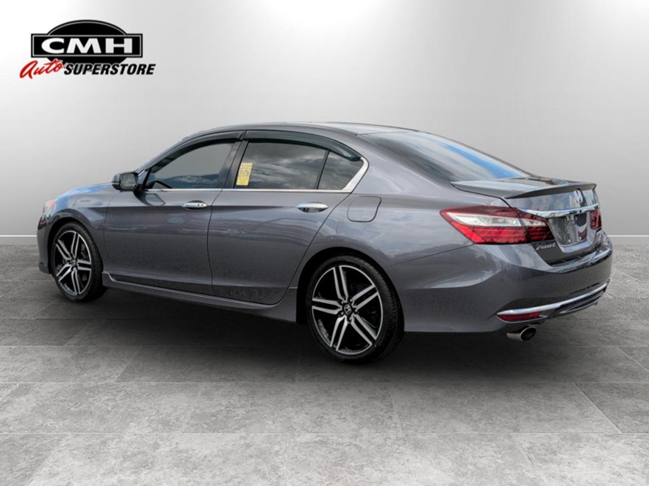 2016 Honda Accord Sedan Sport  **SUNROOF - REM START** Photo