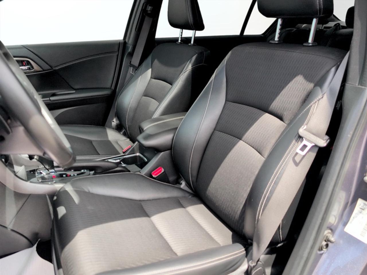 2016 Honda Accord Sedan Sport  **SUNROOF - REM START** Photo