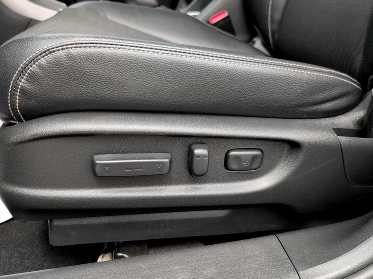 2016 Honda Accord Sedan Sport  **SUNROOF - REM START** Photo