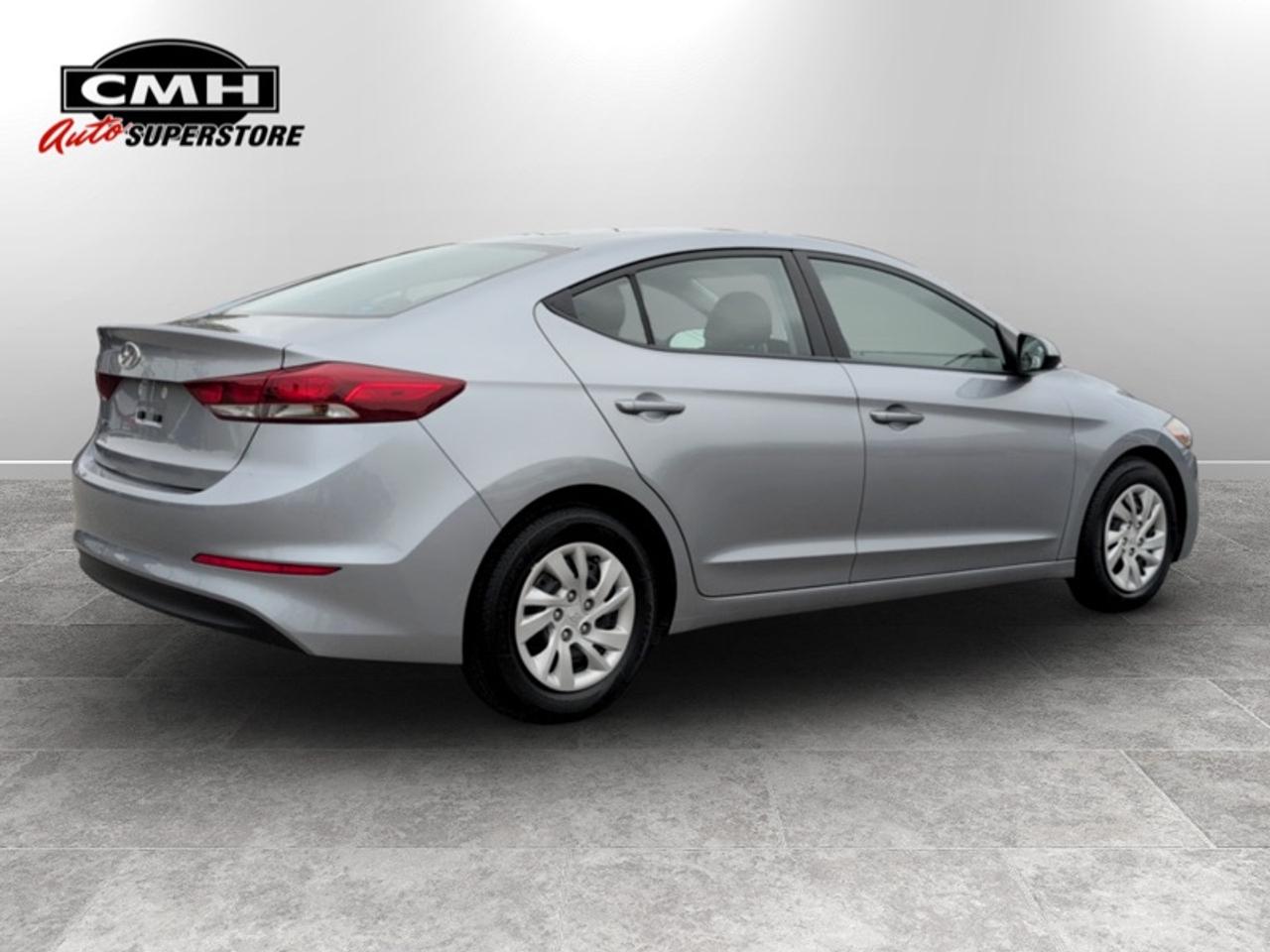 2017 Hyundai Elantra LE  **ULTRA LOW MILEAGE** Photo