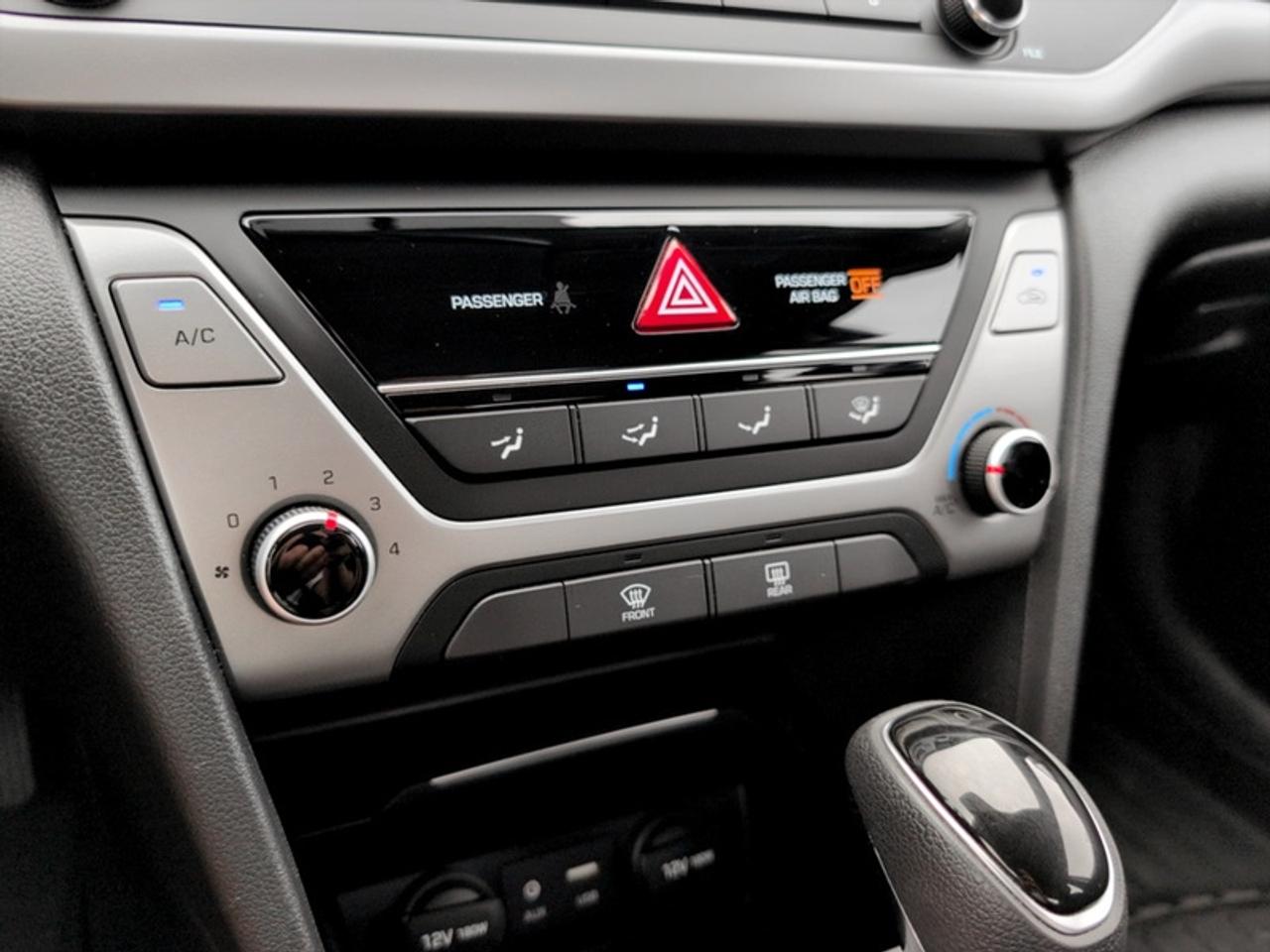 2017 Hyundai Elantra LE  **ULTRA LOW MILEAGE** Photo