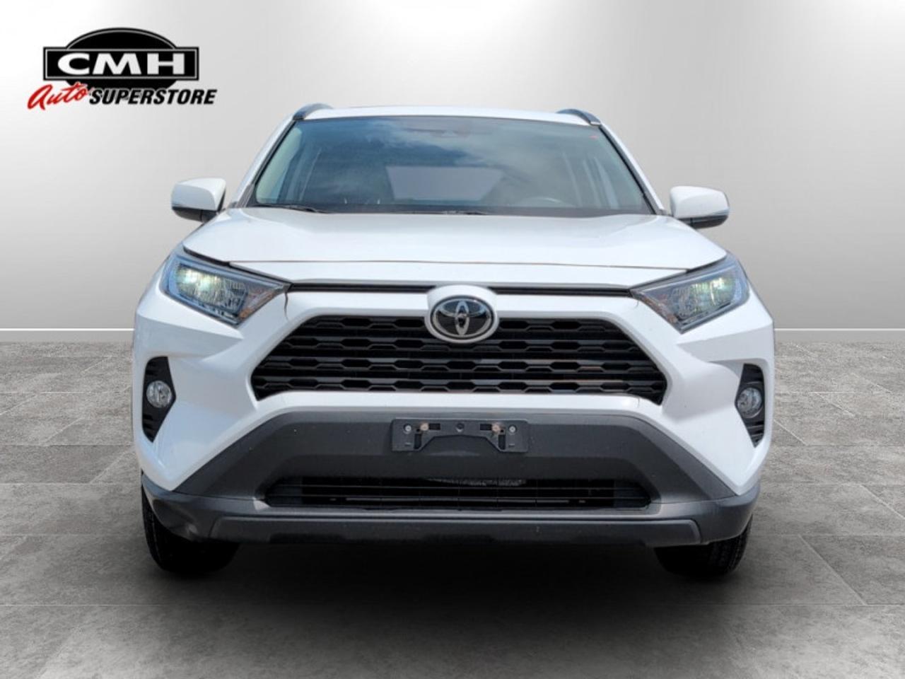 2021 Toyota RAV4 XLE Photo