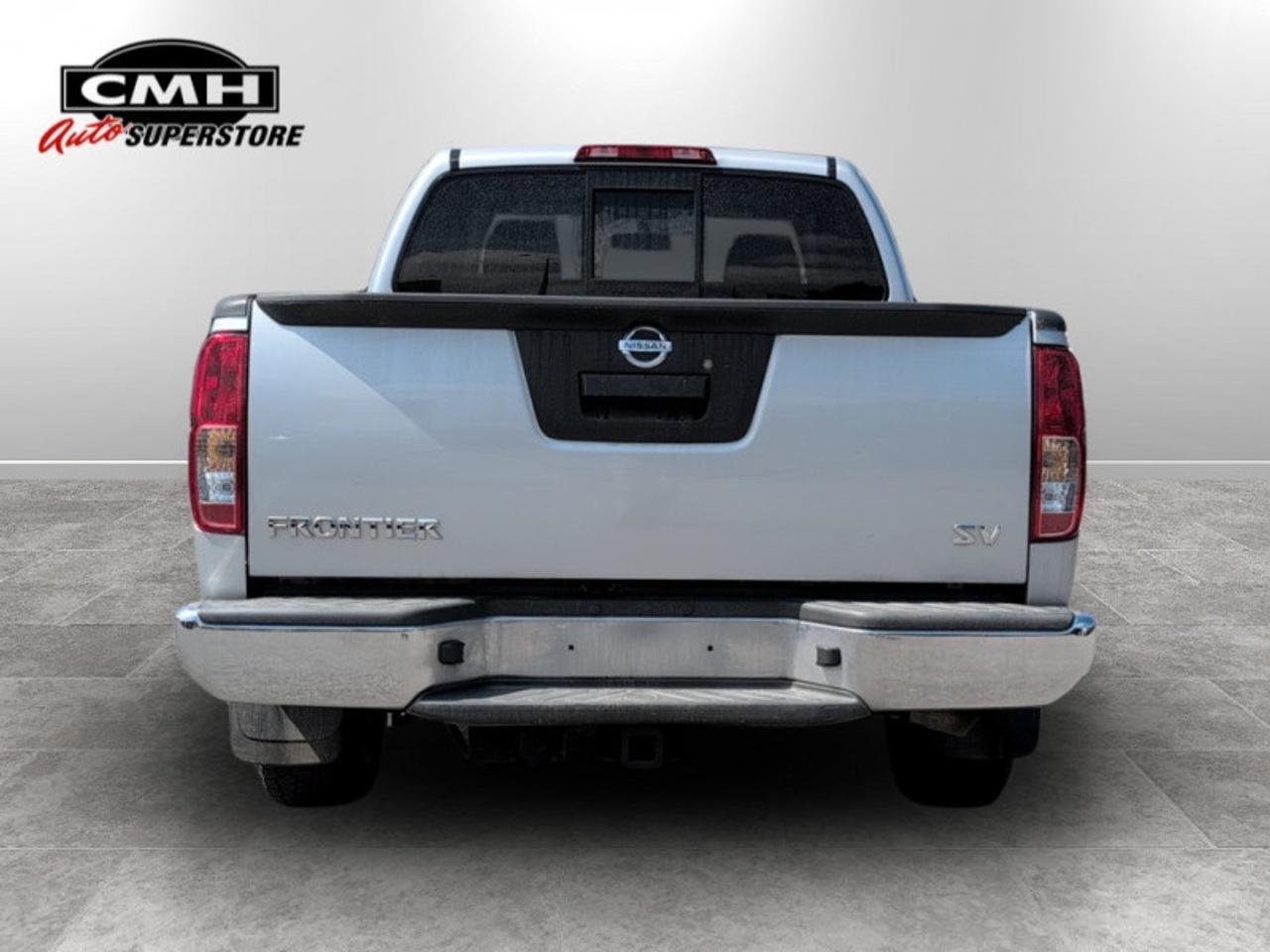 2017 Nissan Frontier SV  **CLEAN CARFAX - LOW MILEAGE** Photo