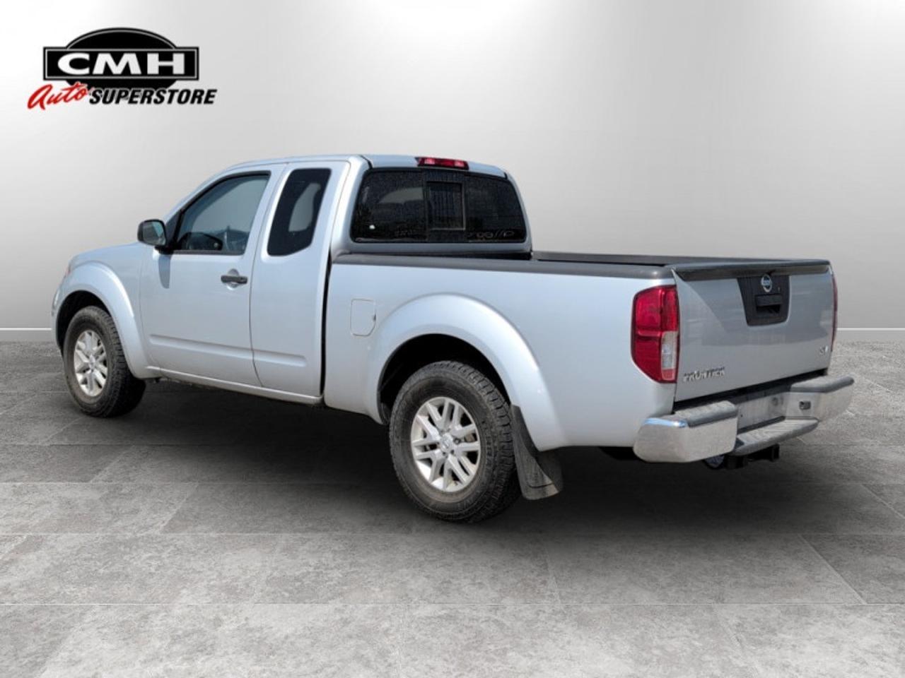 2017 Nissan Frontier SV  **CLEAN CARFAX - LOW MILEAGE** Photo