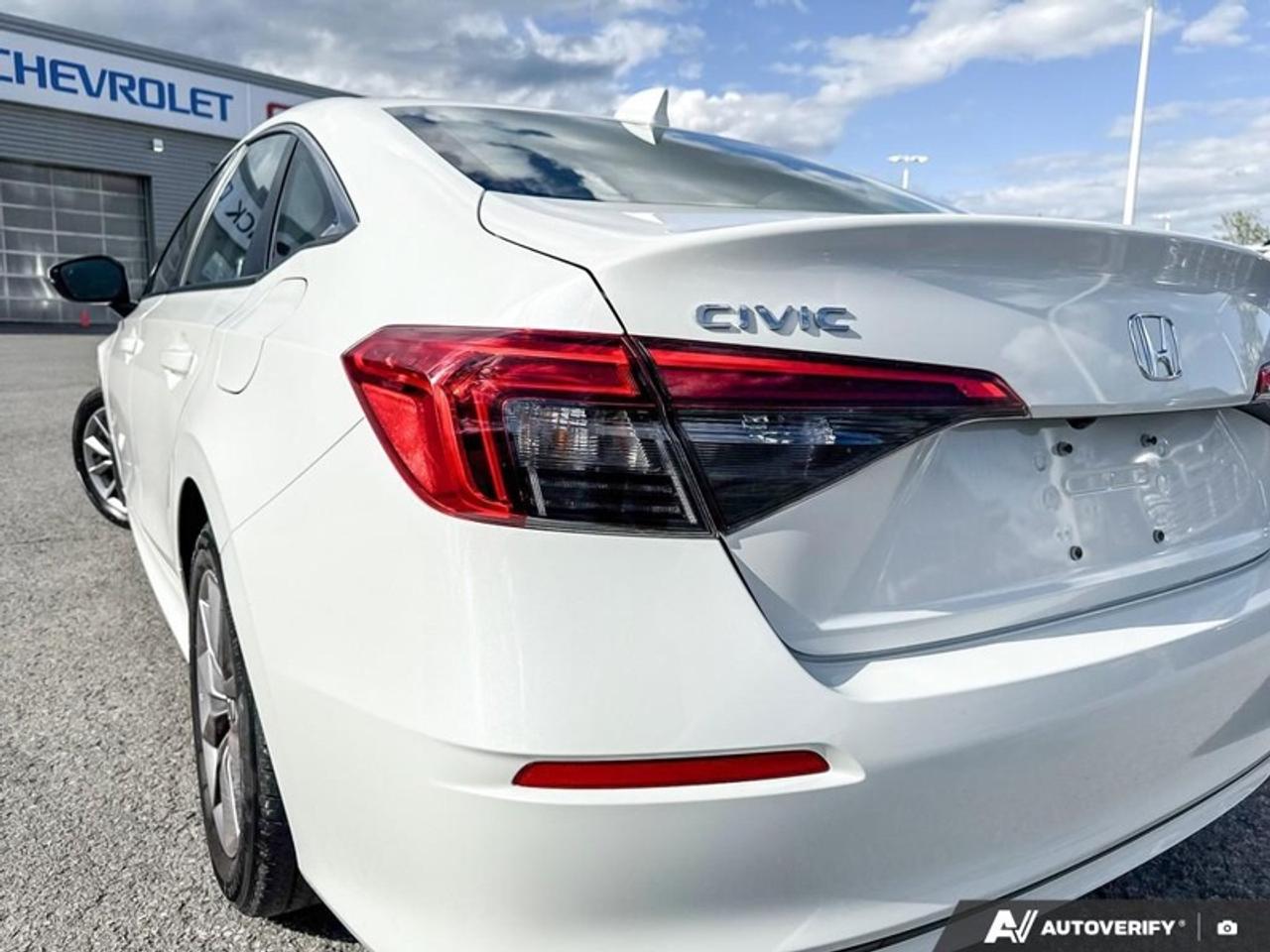 2022 Honda Civic Sedan EX  - Sunroof -  Android Auto Photo