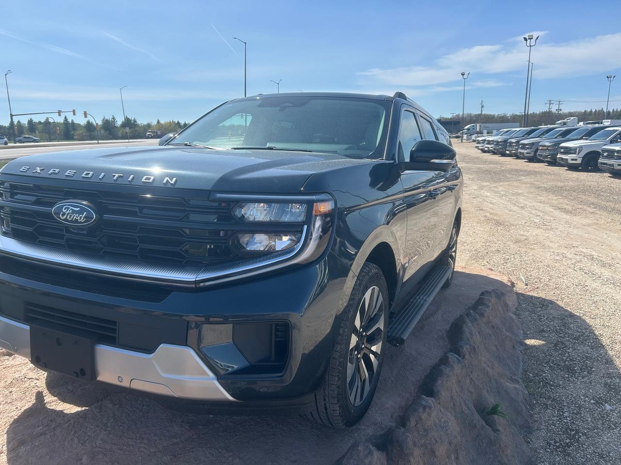 2026 Ford Expedition PLATINUM MAX 4x4 600A