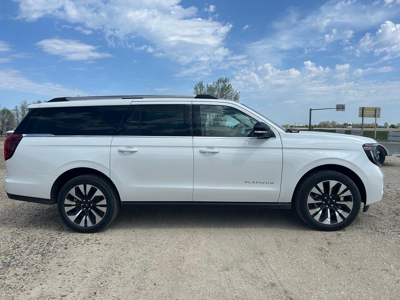 2026 Ford Expedition Platinum Max 4X4 Photo5