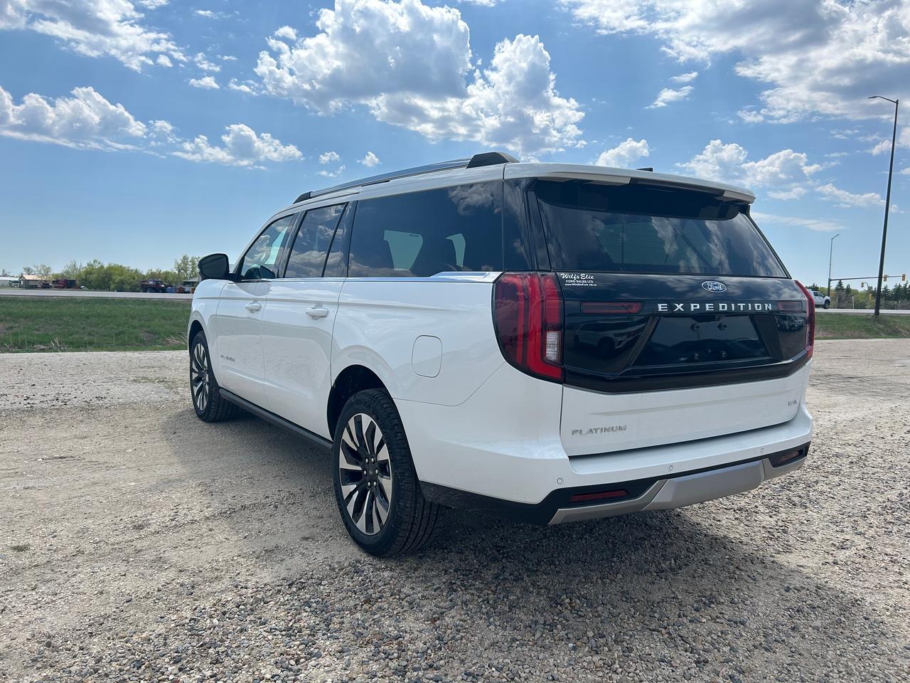 2026 Ford Expedition Platinum Max 4X4 Photo5