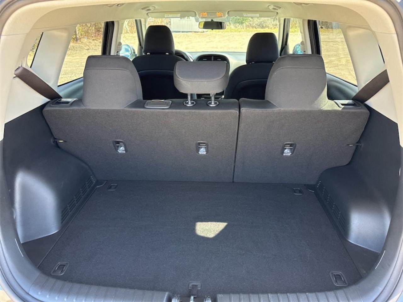 2025 Kia Soul LX   - $191 B/W - Like New Photo