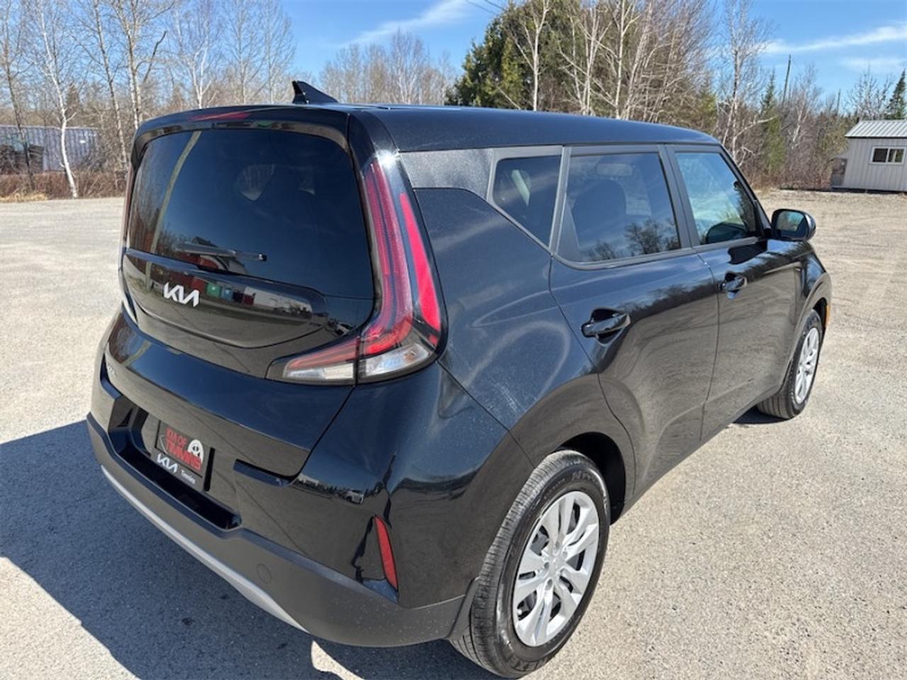 2025 Kia Soul LX   - $191 B/W - Like New Photo