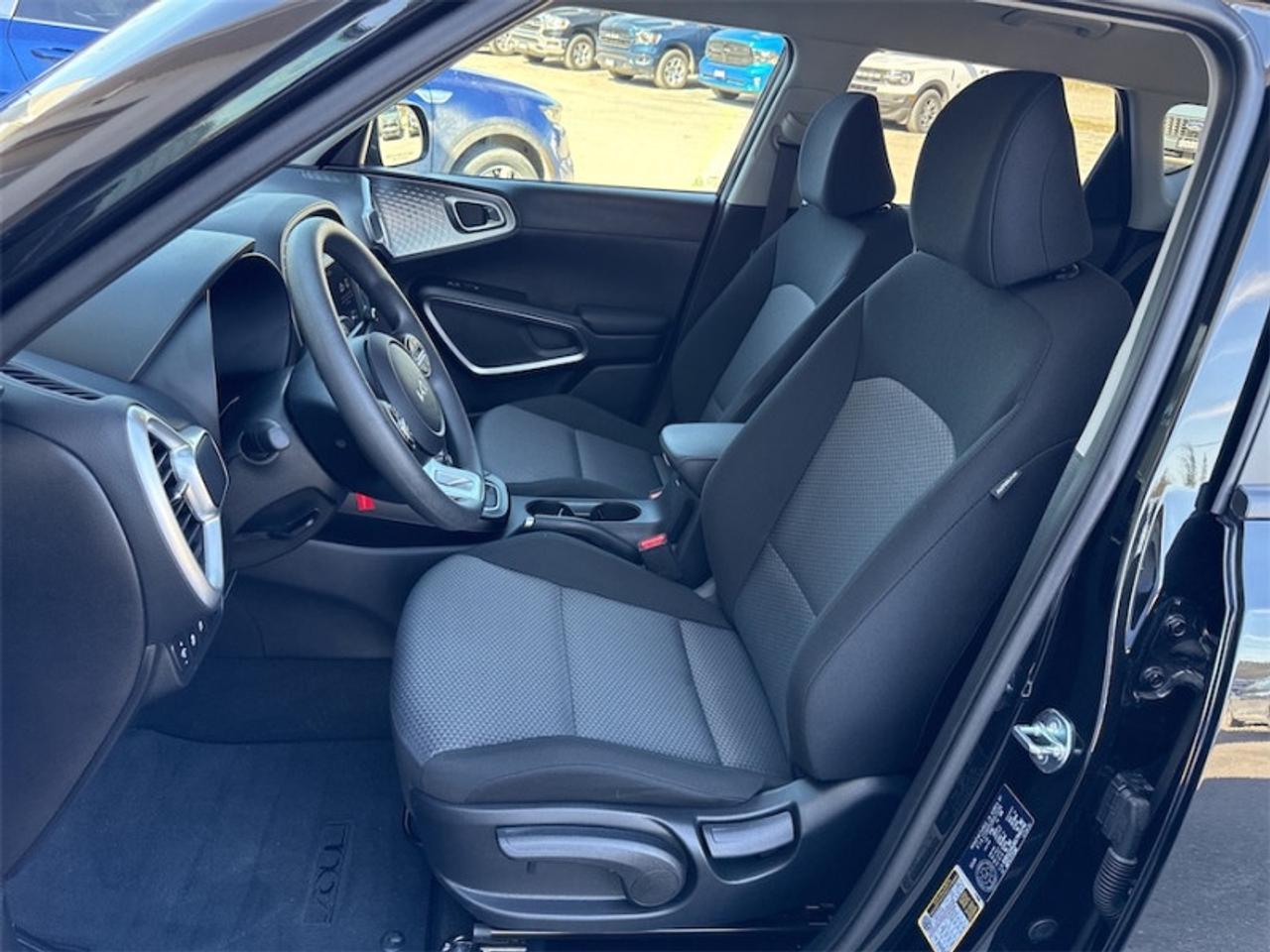 2025 Kia Soul LX   - $191 B/W - Like New Photo