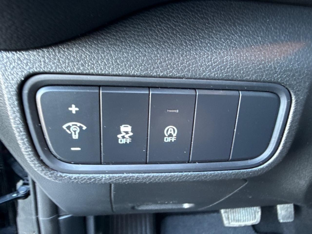 2025 Kia Soul LX   - $191 B/W - Like New Photo