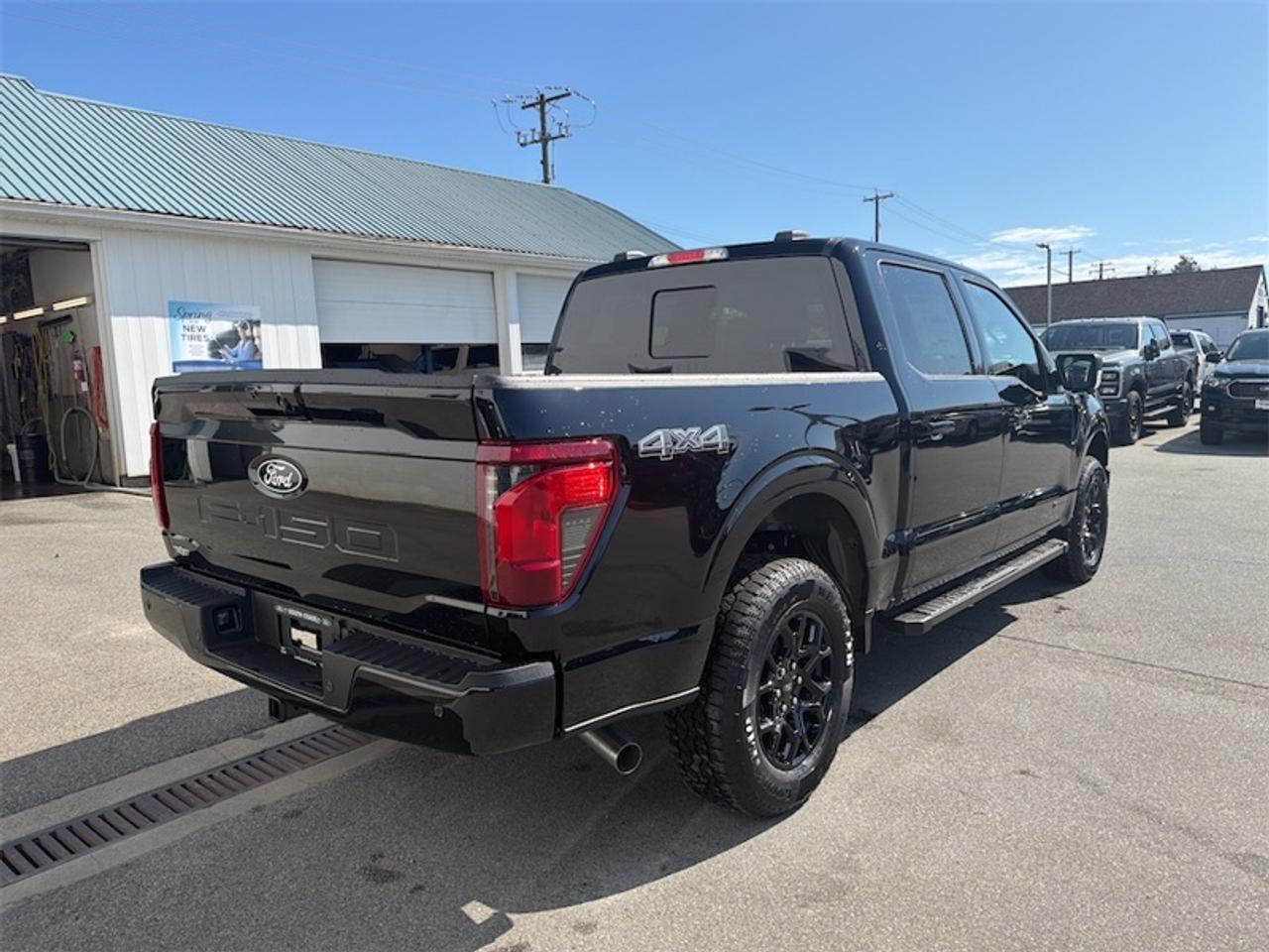 2026 Ford F-150 XLT  - Tailgate Step Photo4