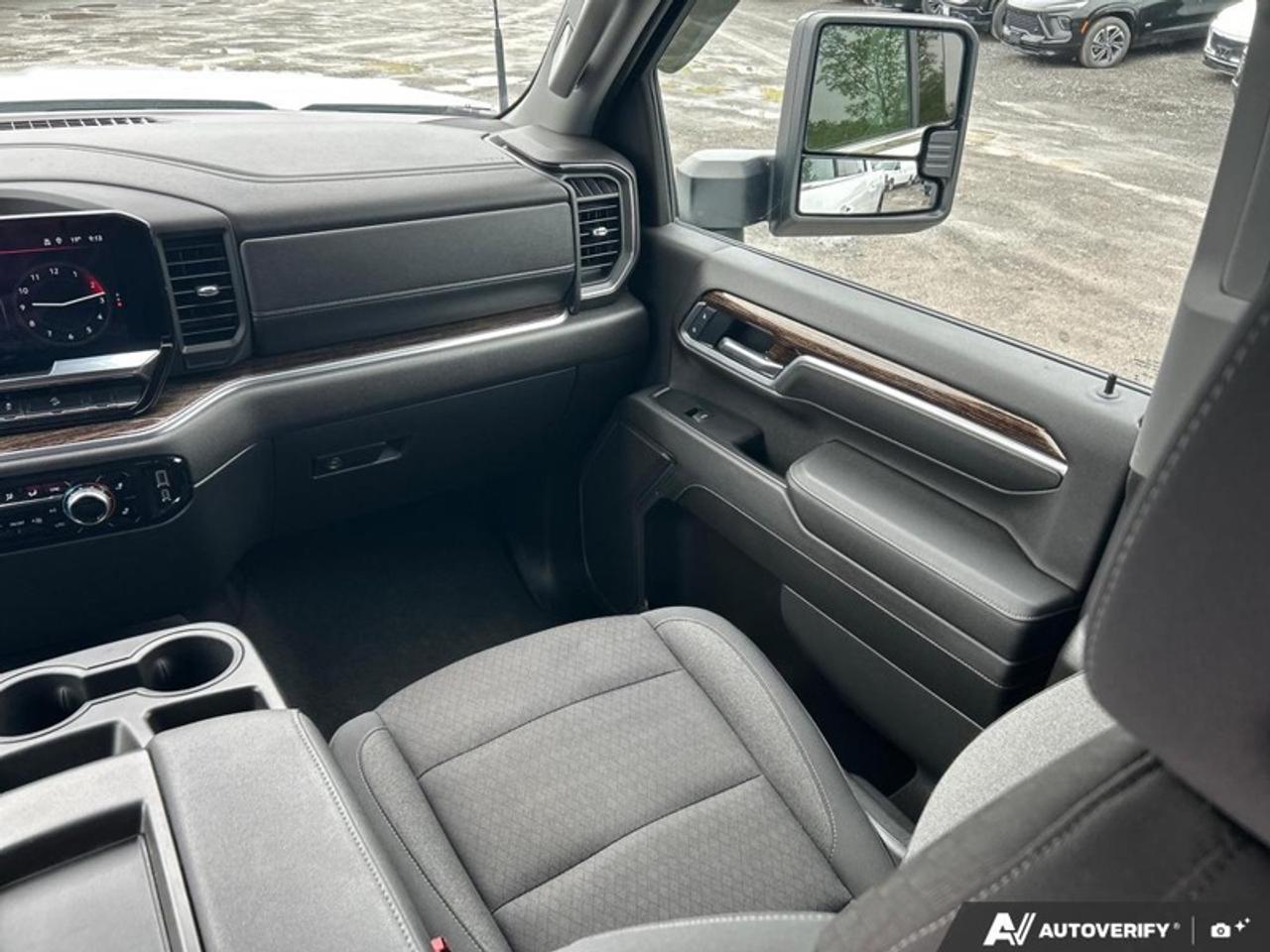 2025 GMC Sierra 2500 HD SLE  - Aluminum Wheels Photo