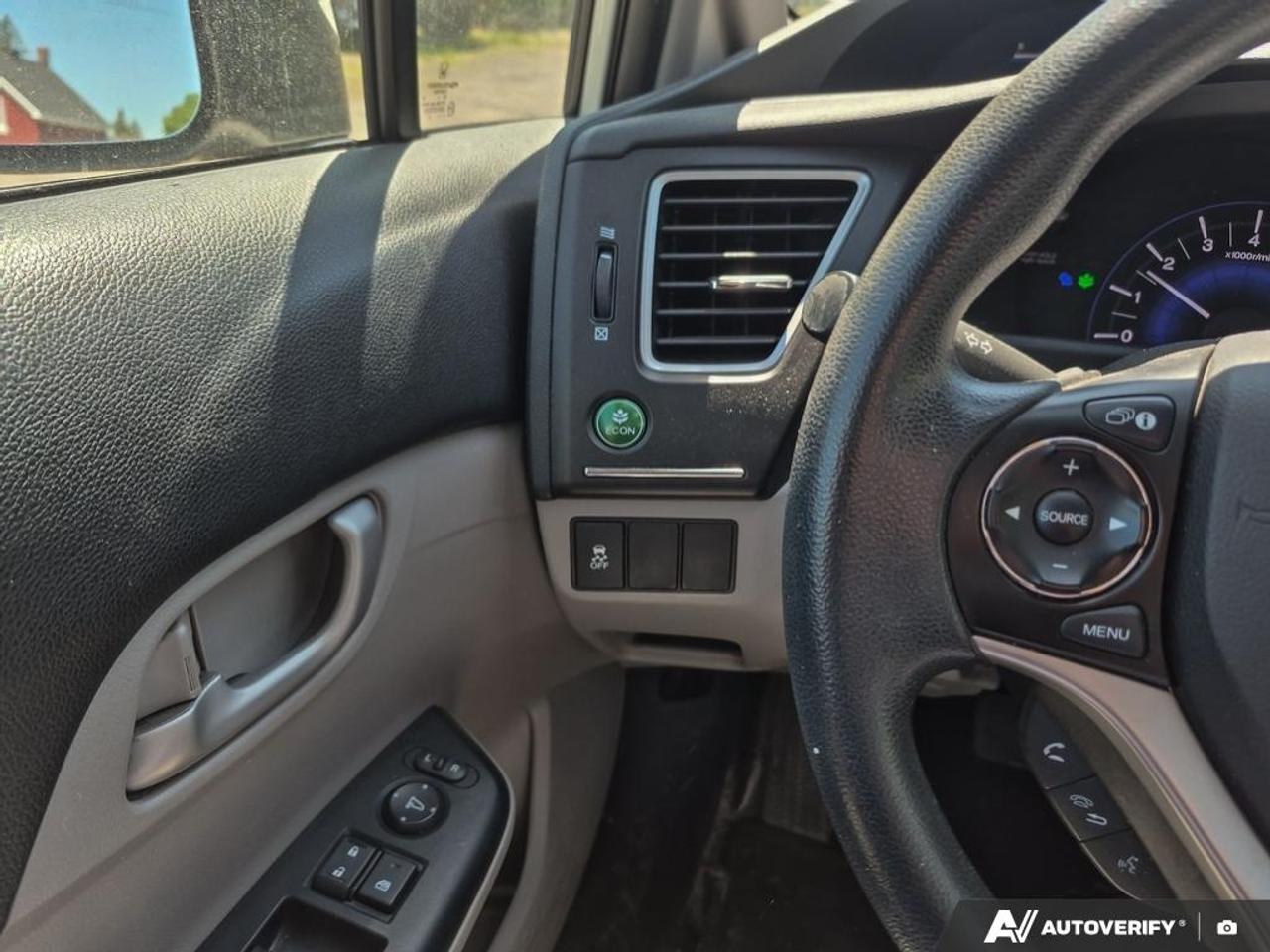 2015 Honda Civic Sedan LX  - Bluetooth -  Cruise Control Photo