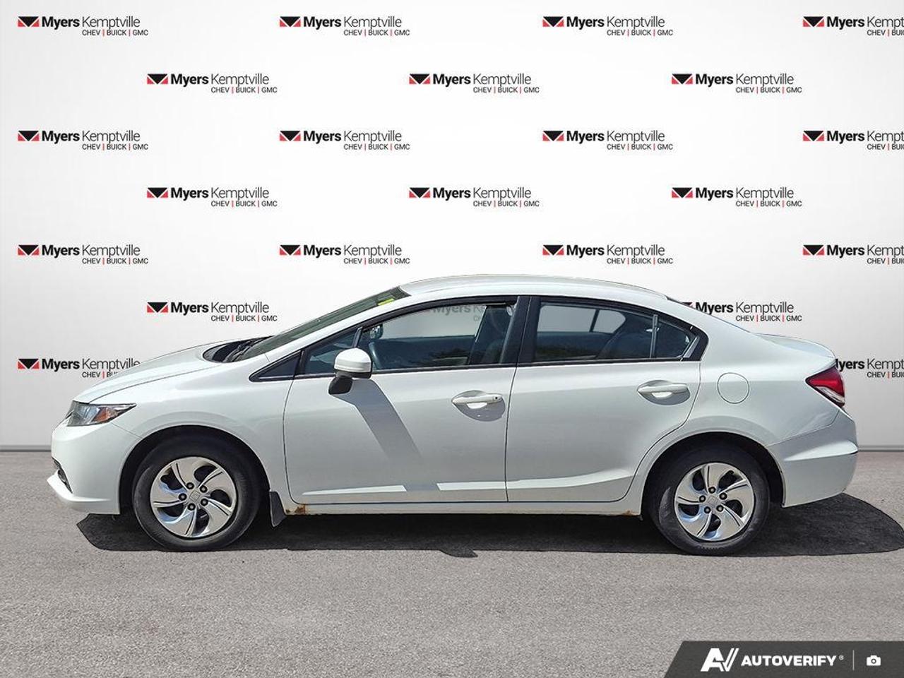 2015 Honda Civic Sedan LX  - Bluetooth -  Cruise Control Photo