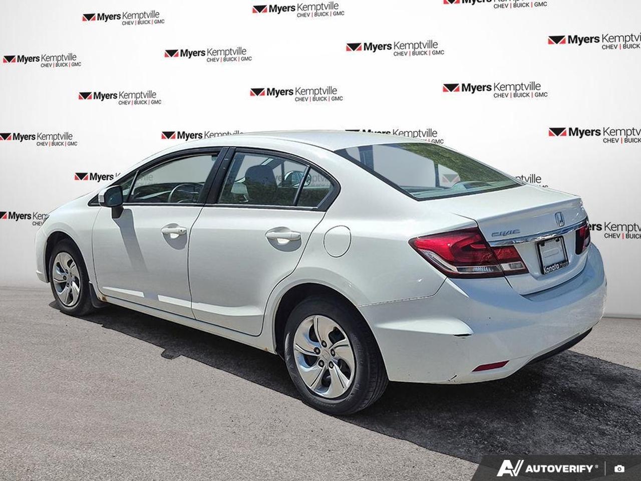 2015 Honda Civic Sedan LX  - Bluetooth -  Cruise Control Photo3