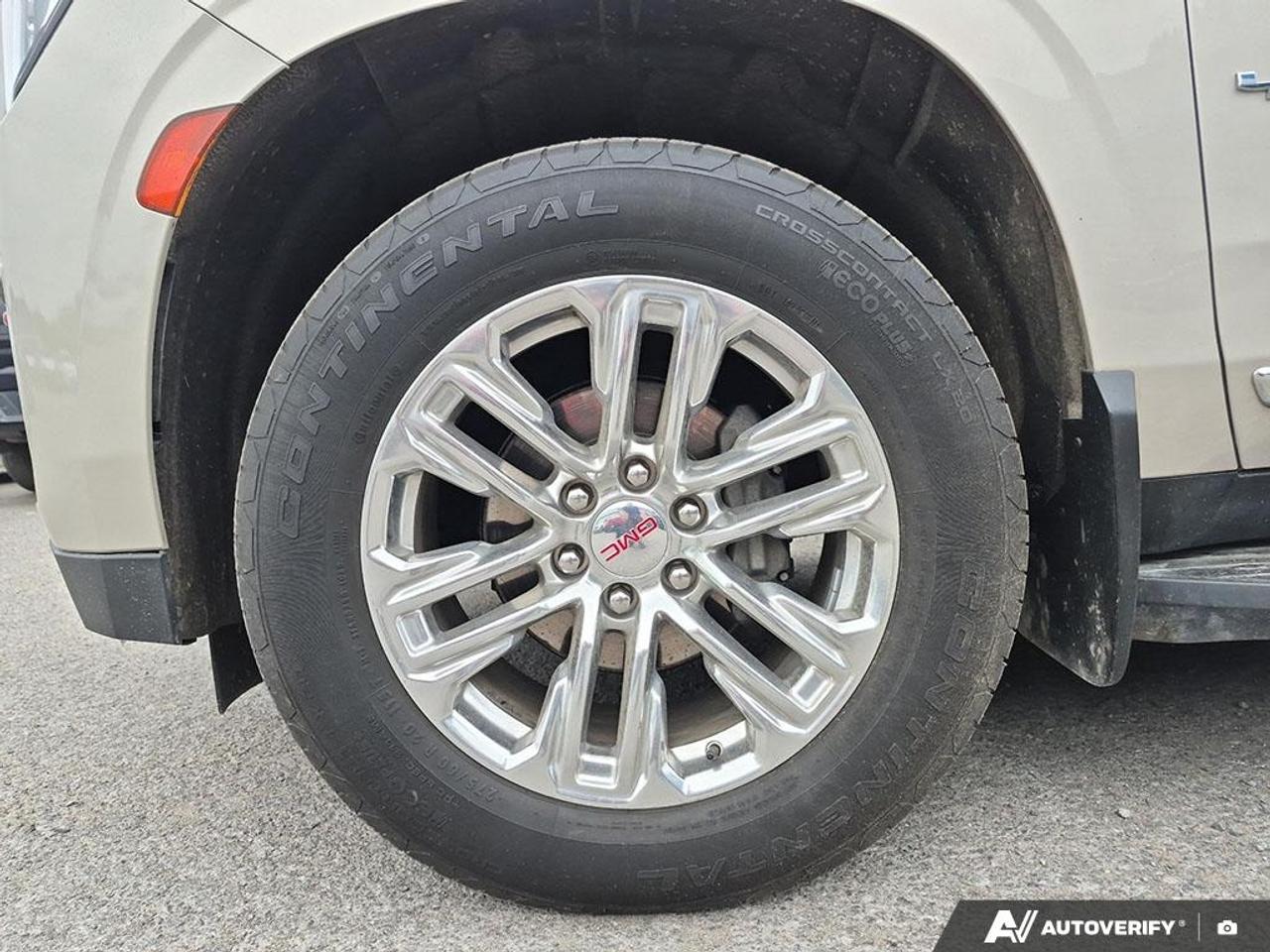 2023 GMC Yukon SLT  - Leather Seats -  Cooled Seats Photo