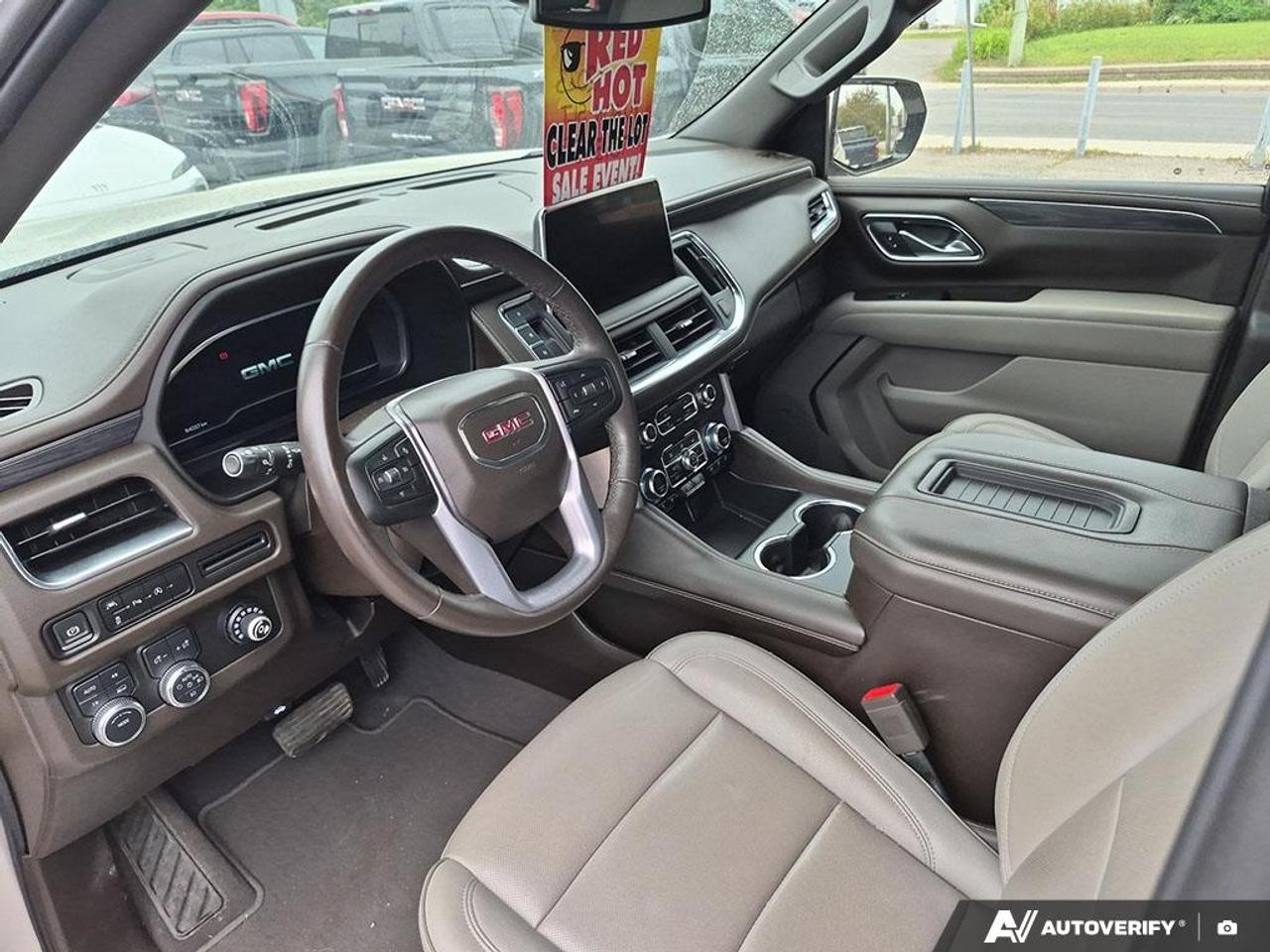 2023 GMC Yukon SLT  - Leather Seats -  Cooled Seats Photo