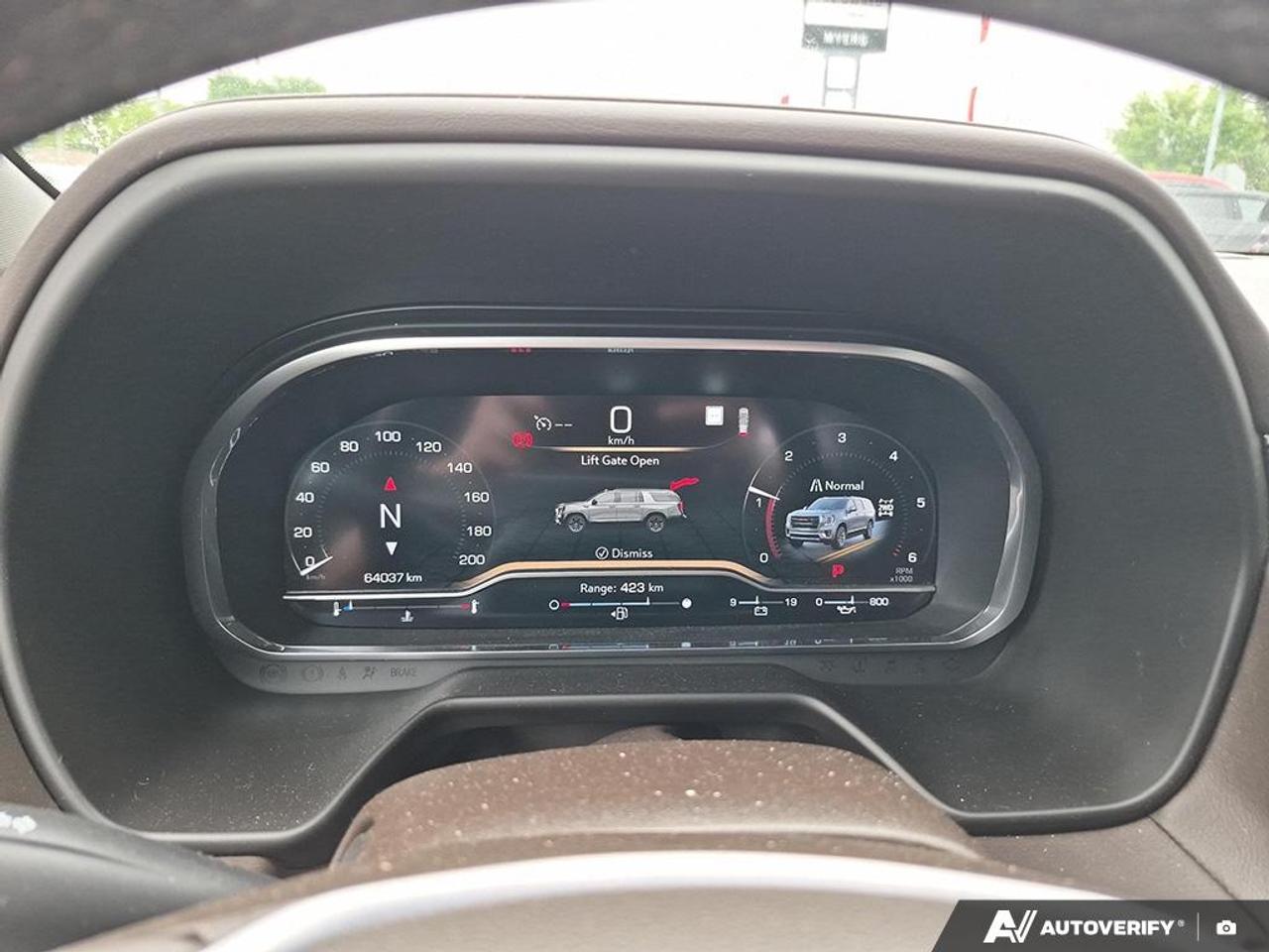 2023 GMC Yukon SLT  - Leather Seats -  Cooled Seats Photo