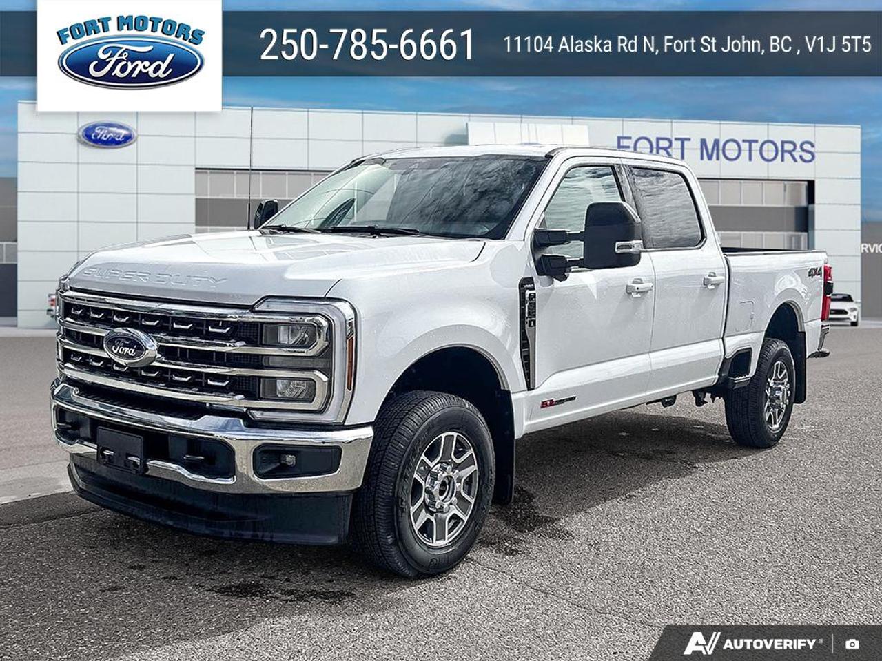 2026 Ford SUPER DUTY F-350 SRW Lariat Photo0
