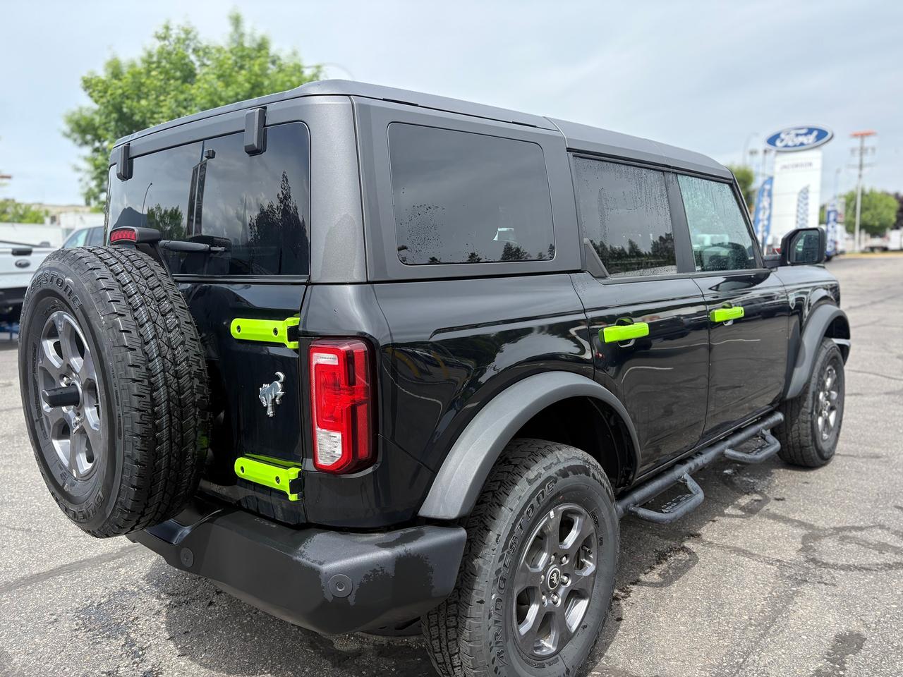2025 Ford Bronco Big Bend Photo4