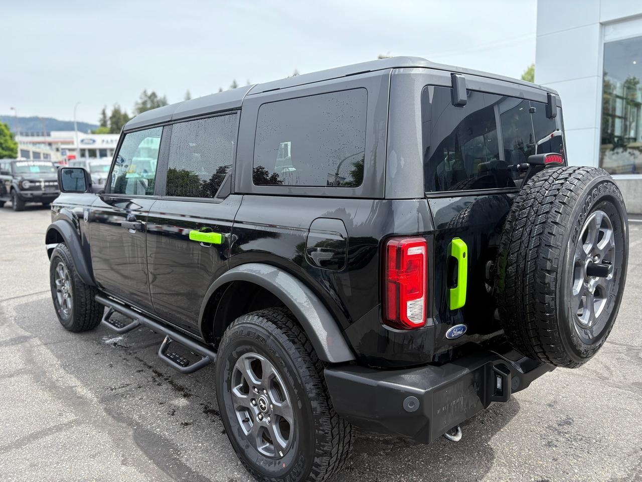 2025 Ford Bronco Big Bend Photo2