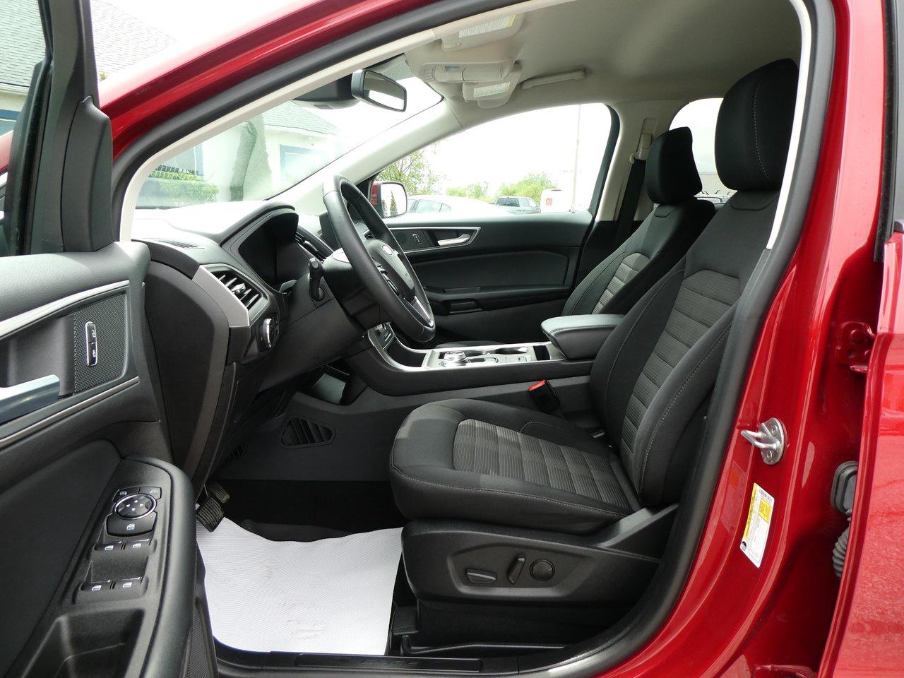 2024 Ford Edge SEL | Heated Seats | Backup Cam | Nav | Photo