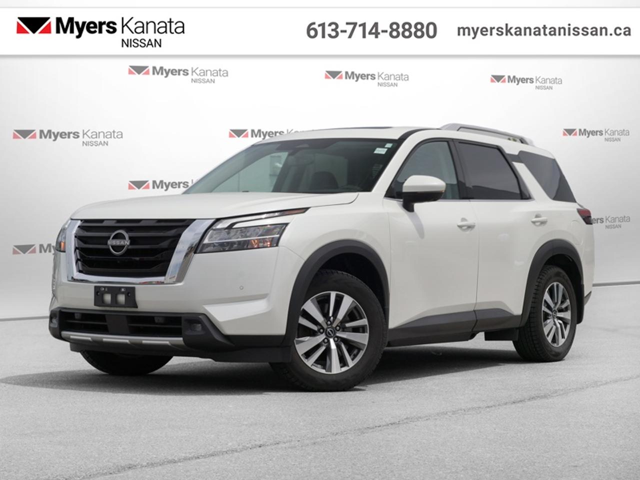 2022 Nissan Pathfinder SL  - Sunroof -  Navigation - $252 B/W Photo