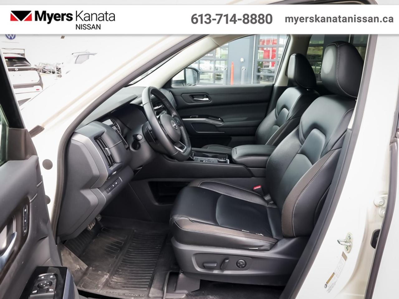 2022 Nissan Pathfinder SL  - Sunroof -  Navigation - $252 B/W Photo