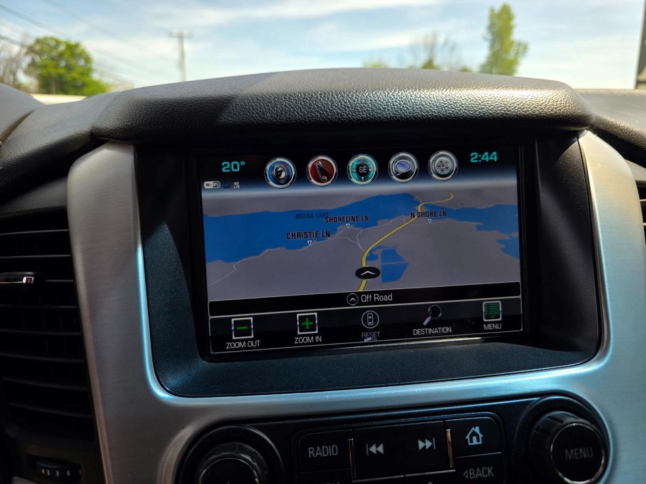 2017 GMC Yukon XL SLT Photo