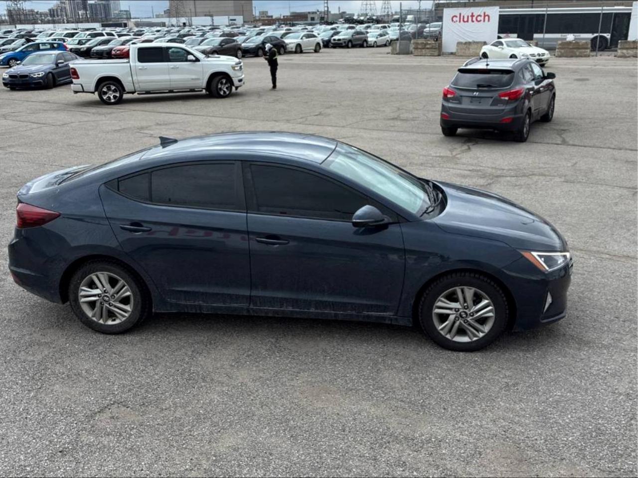 2020 Hyundai Elantra Limited Photo