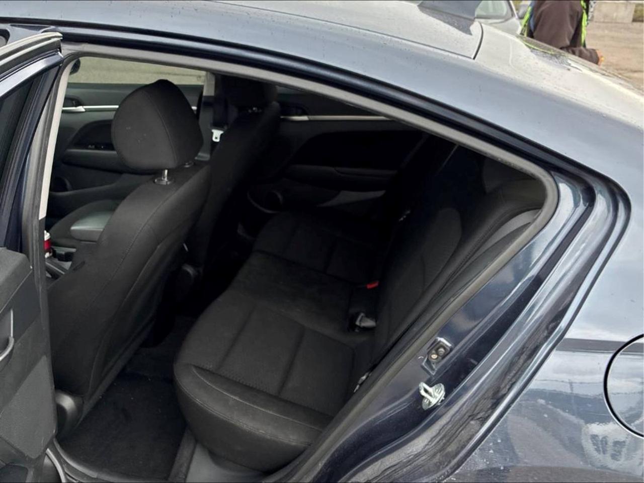 2020 Hyundai Elantra Limited Photo