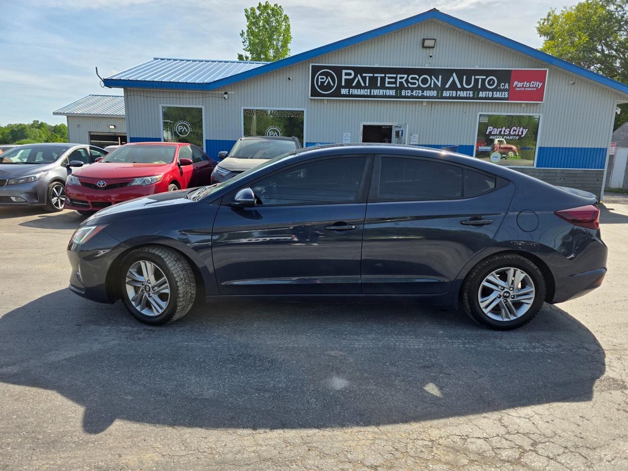 2020 Hyundai Elantra Limited Photo