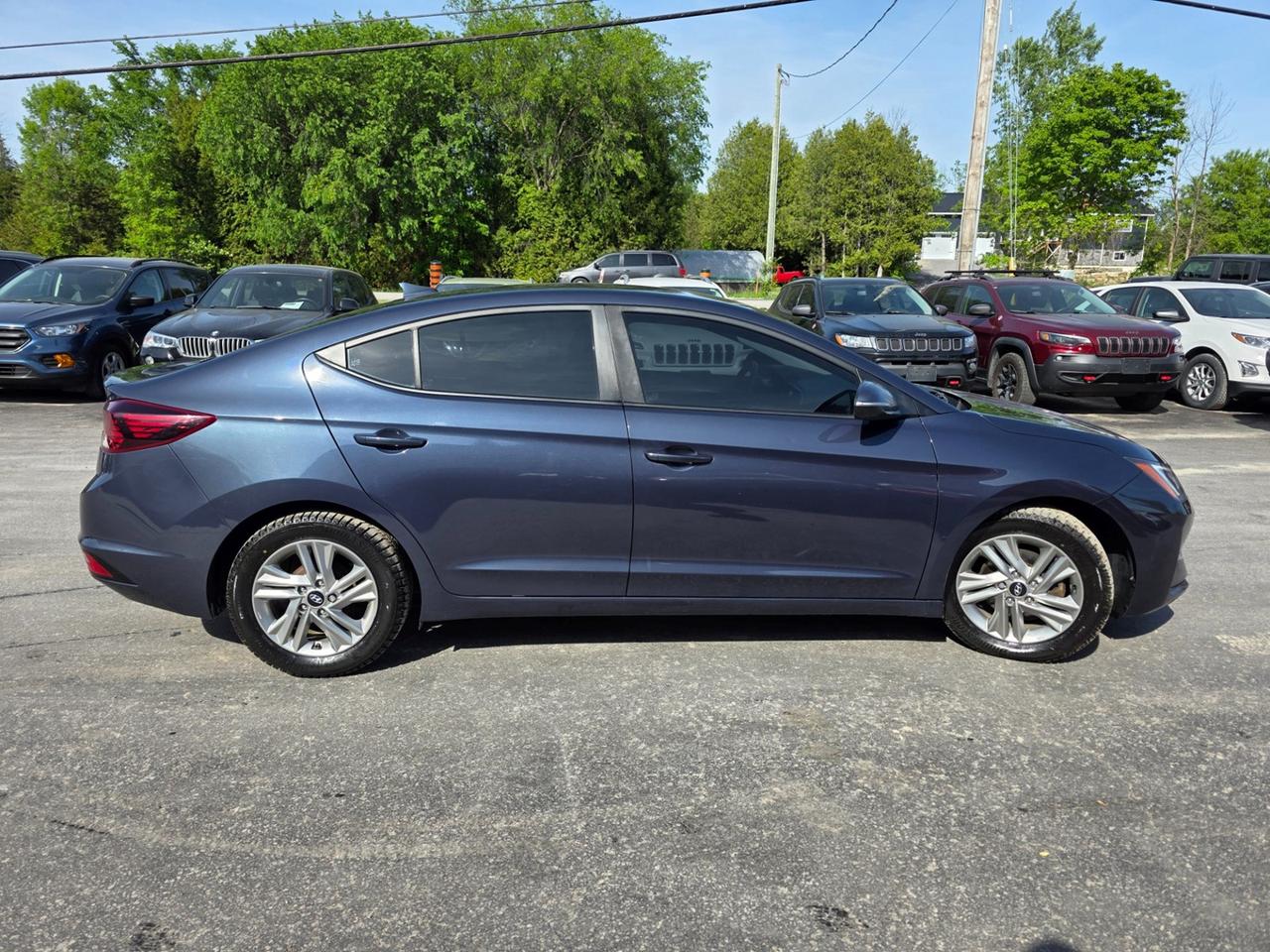 2020 Hyundai Elantra Limited Photo